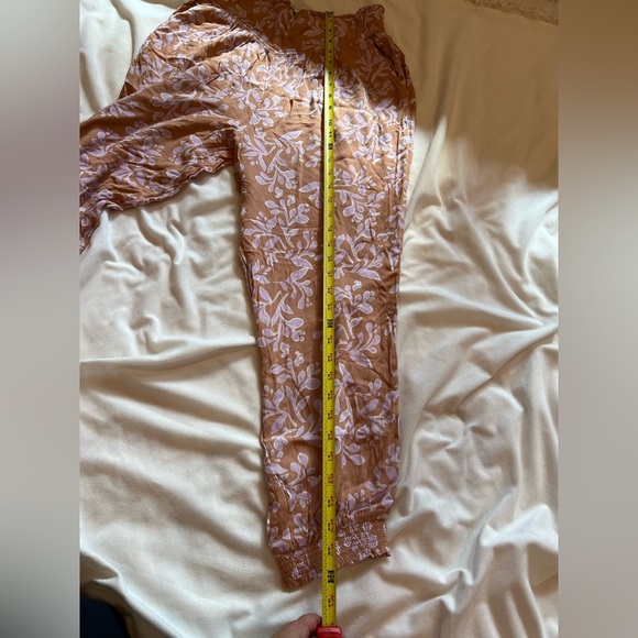 Aerie Floral Print Women's Flowy Jogger Style Pants Sz M Bronze Brown - Picture 12 of 14